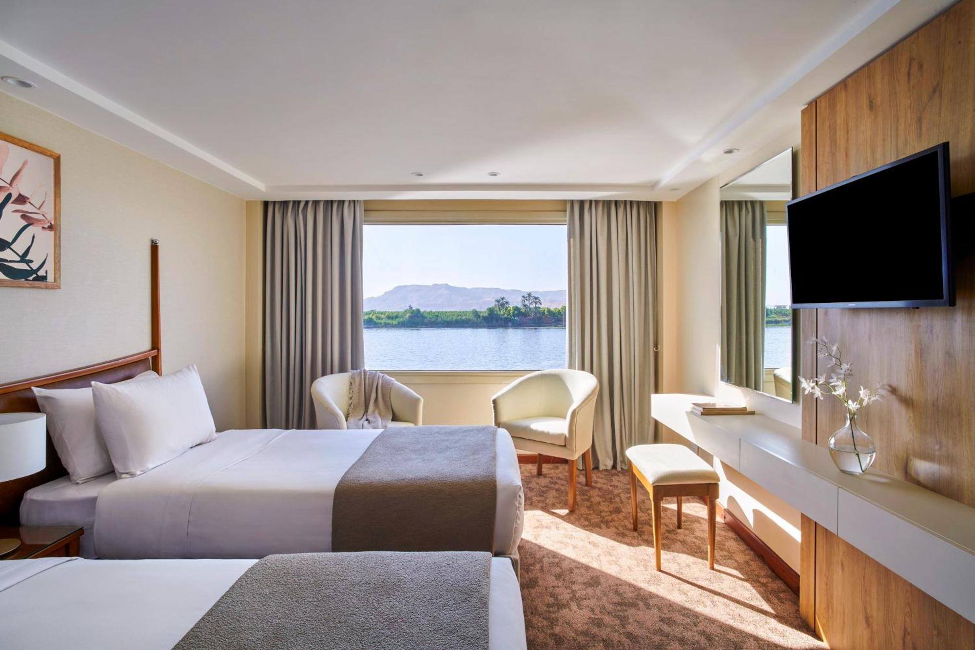 Moevenpick Royal Lotus Nile Cruise, Every Monday Four Nights From Luxor, Every Friday Three Nights From Aswan - Including Excursions & Sightseeing Bagian luar foto