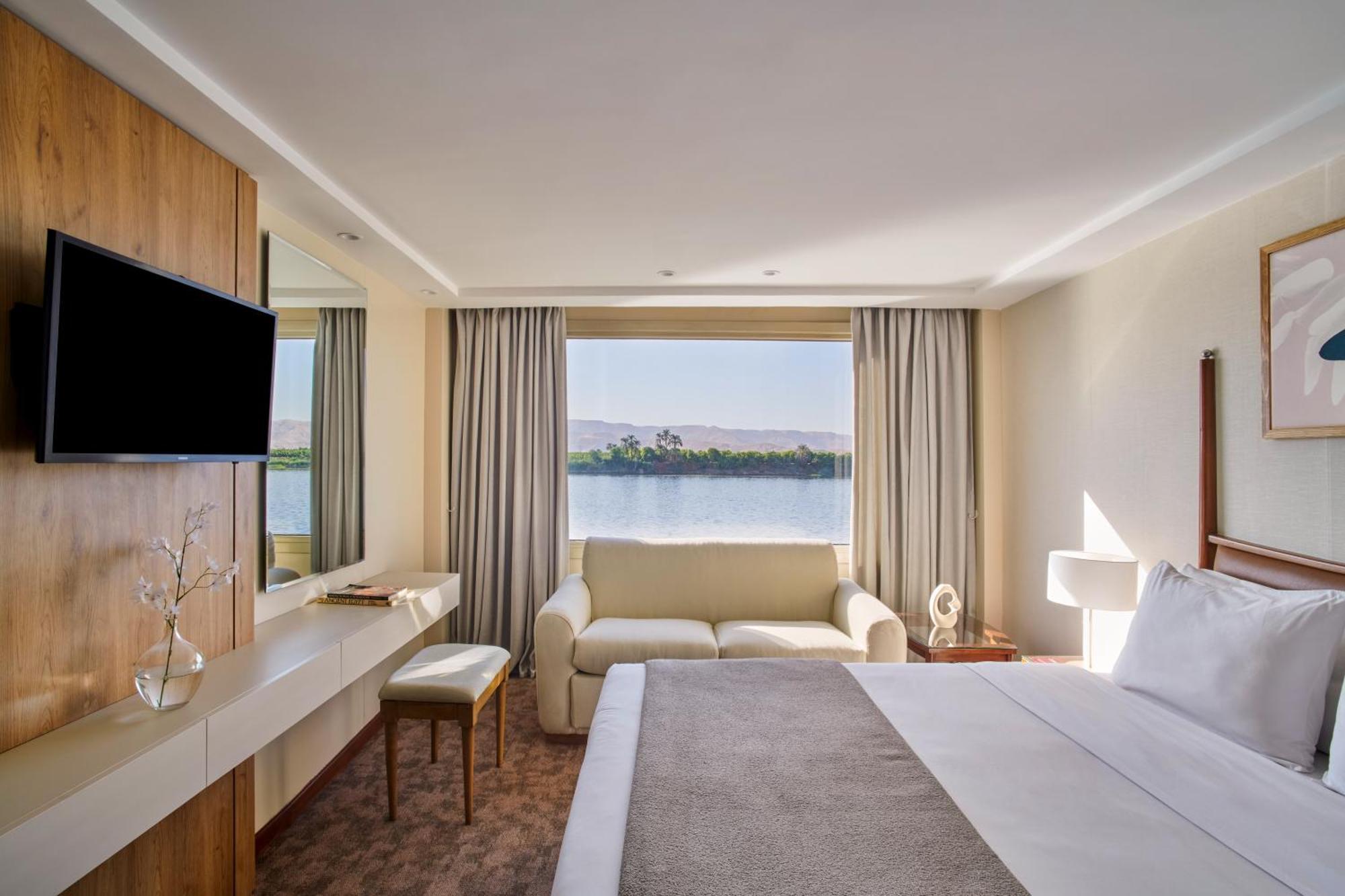 Moevenpick Royal Lotus Nile Cruise, Every Monday Four Nights From Luxor, Every Friday Three Nights From Aswan - Including Excursions & Sightseeing Bagian luar foto